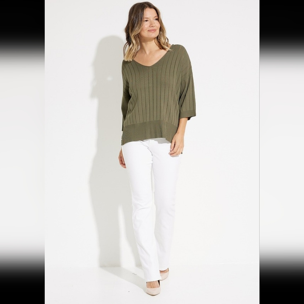Vneck 3/4 sleeve sweater